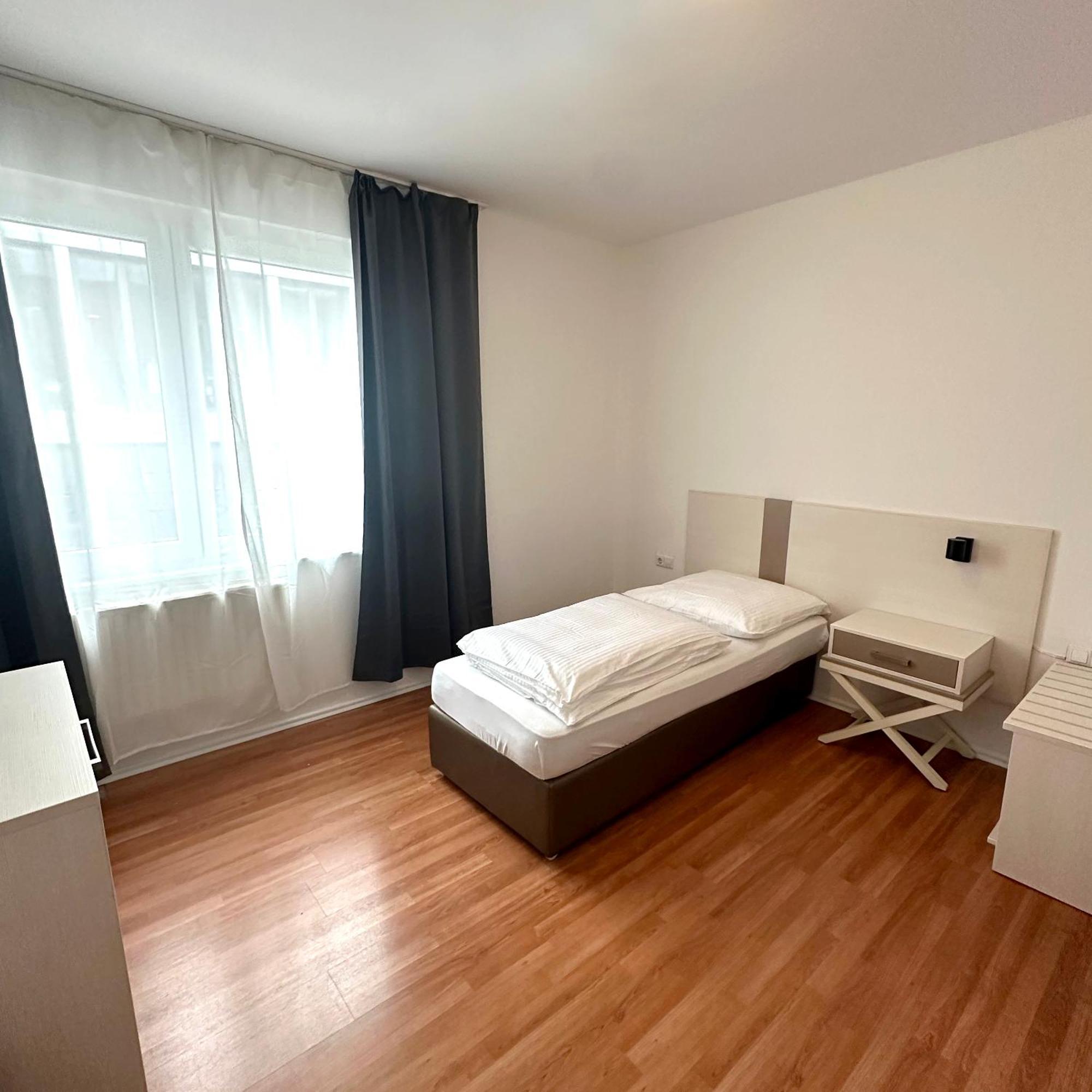 שטוטגרט Benztown Hotel Gaestehaus מראה חיצוני תמונה