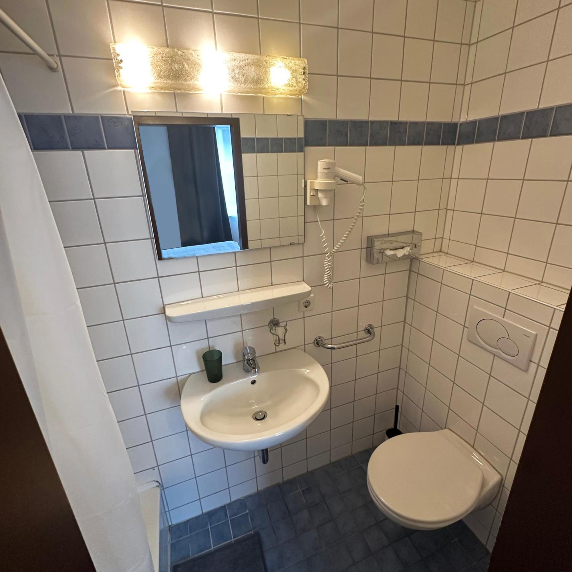 שטוטגרט Benztown Hotel Gaestehaus מראה חיצוני תמונה